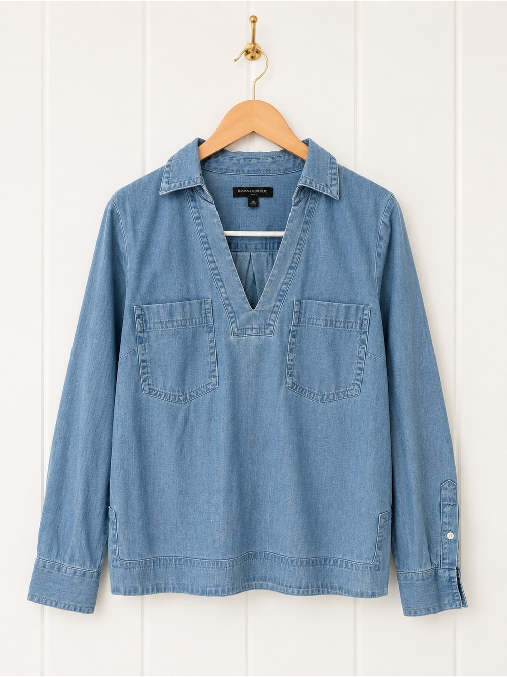 Banana Republic Light Wash Denim Popover Shirt Size S